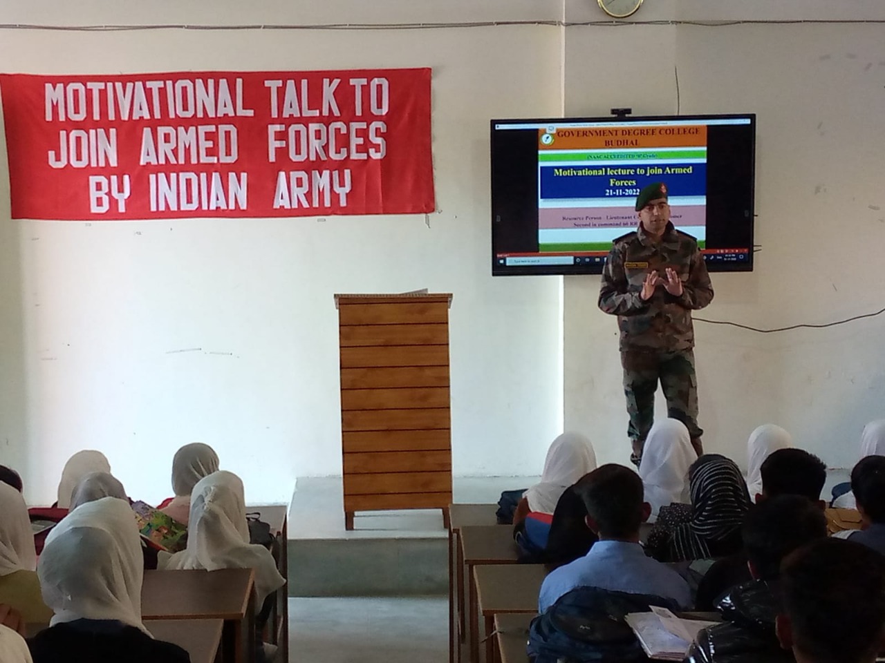 'Indian army organised a lecture on motivational talk to join armed forces at govt degree college budhal'